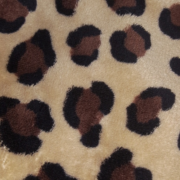 Meet your Posher, Dee - Picture 1 of 1